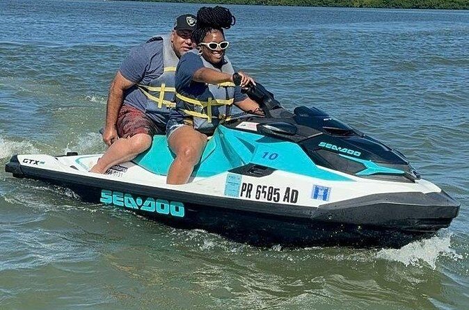 1-Hour Freestyle Jet Ski Adventure in the Bay - Price and what $150 buys you in San Juan