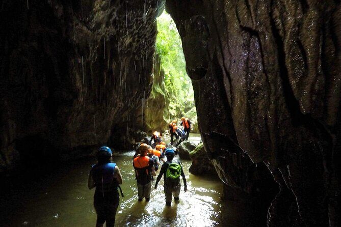 Adventure Half Day Explore Cueva Charco Azul and Cueva Arenales - Key things you will notice