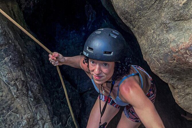 El Yunque Rainforest Tour Half Day Earlybird/ Small Groups - What’s included in the $89: transportation, snacks, and the “photo/video” touch