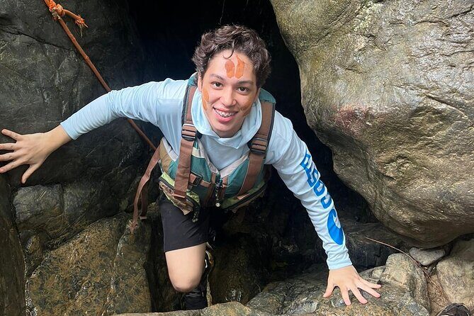 El Yunque Tour with Luquillo Lunch Stop and Transport: 6 ppl Max - Luquillo lunch stop: authentic Puerto Rican comfort after the adventure