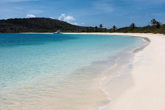 Full Day Private Boat Tour To Culebra - Captain and on-board experience: small group, real attention