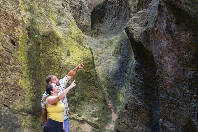 Hiking, Cliffs, Cave, and Taino Legends - The guide factor: Edward’s energy and a focus on safety