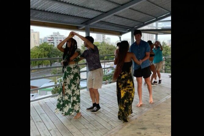Learn Salsa in San Juan - Vivid beginner lesson - Where you start: 1050 C. Mariana in San Juan