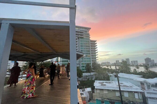 Learn Salsa in San Juan - Vivid beginner lesson - Should you book this beginner salsa class in San Juan?