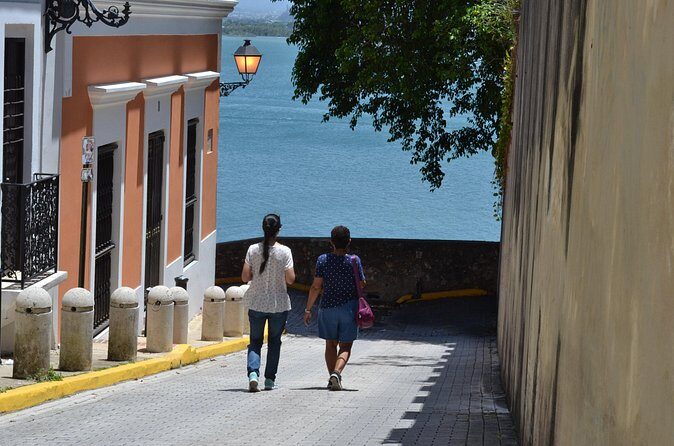 Old San Juan Immersive Walk: History and Culture - Calle San Sebastián: Where You Learn the Street Rhythm