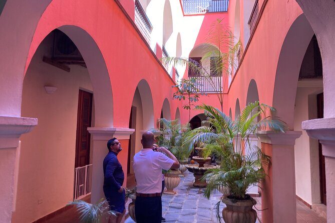 Old San Juan Immersive Walk: History and Culture - Meet at Plaza de Armas and Get Oriented Fast