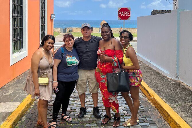 Old San Juan Tour in Spanish - La Rogativa viewpoint: bay air and the Juan Ponce de León connection