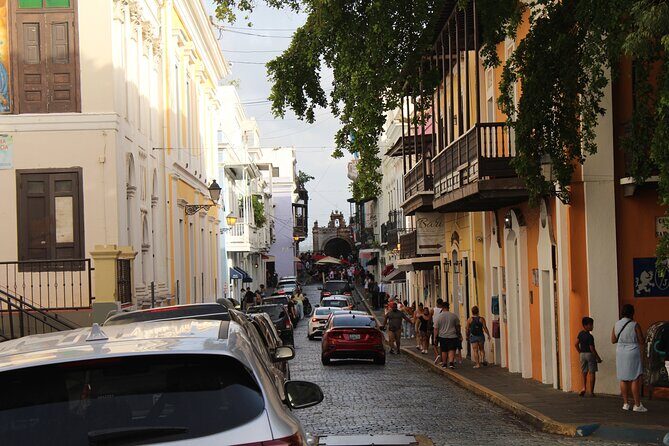 Old San Juan Walking Day and Night Tours - What Makes the Tour Feel Special: Guides Who Tell Stories With Teeth