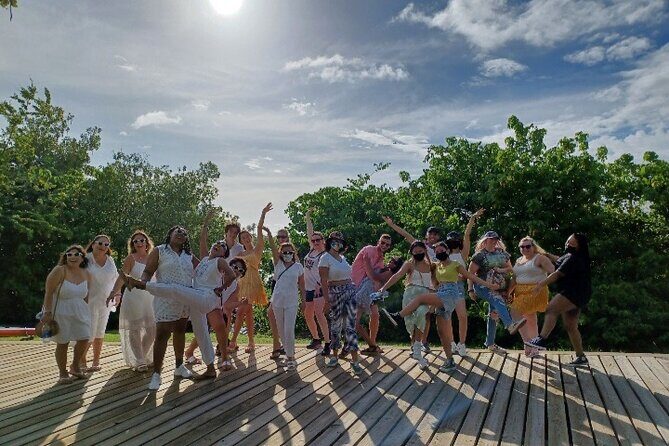 Outdoor Salsa Class Experience in San Juan - Getting there without hotel pickup: timing, tickets, and what to plan