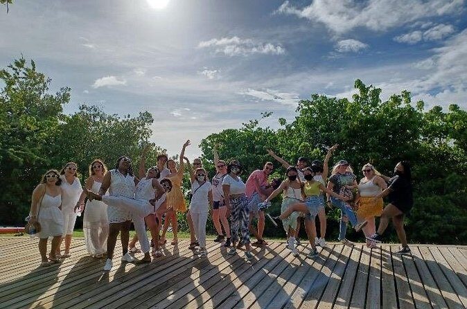 Outdoor Salsa Class Experience in San Juan - Price and value: what $19 buys you (and what it doesn’t)