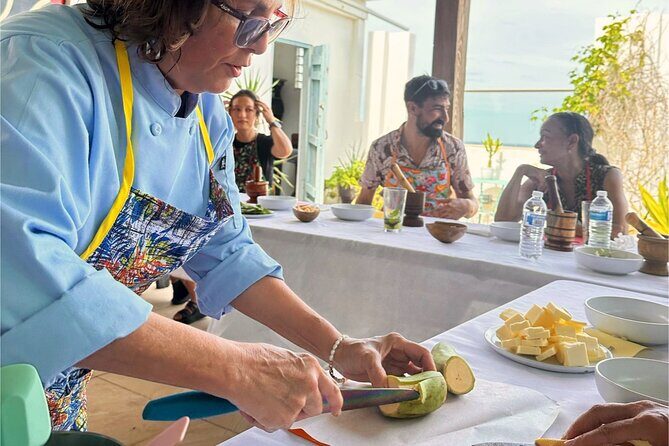 Puerto Rican Gastronomy Cooking Class - Market first: choosing Puerto Rican staples like a local