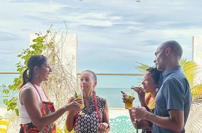 Puerto Rican Gastronomy Cooking Class - Lunch, welcome cocktails, and the dessert payoff