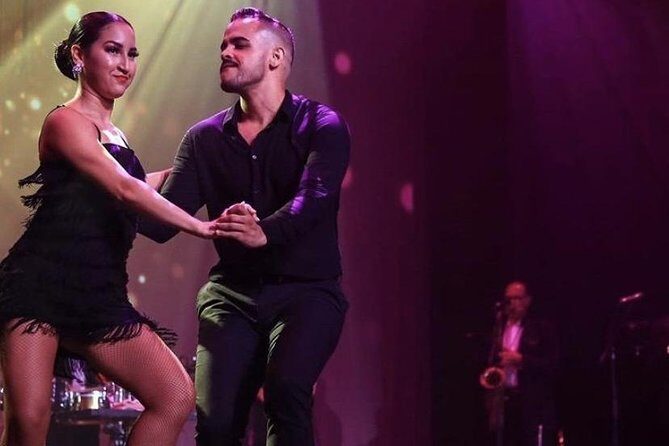 Puerto Rican Salsa Class and Night Out in San Juan, Puerto Rico - Hour One: The Salsa Lesson Where Beginners Feel Welcome