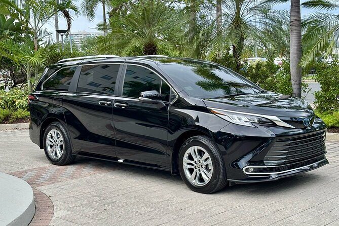 Puerto Rico Island Wide Transfers, Sienna Limited Luxury Minivan. - Key things that make this transfer work