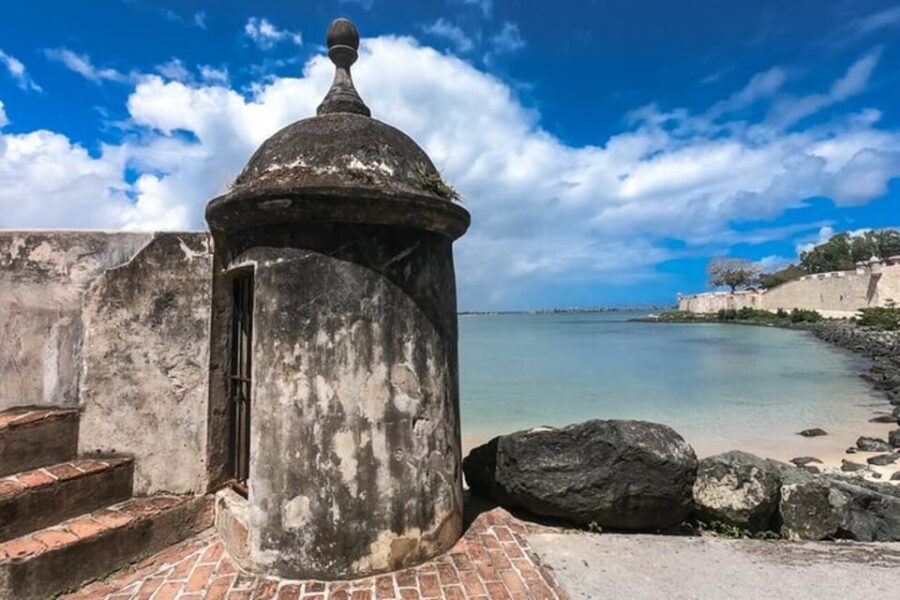San Juan: Walking Tour with Expert Guide - San Juan Gate (Built 1520): The City’s Harbor Guard