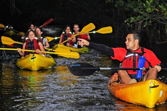 Two-in-One Day Trip: El Yunque and Bio Bay Tour with Transport - El Yunque: fruit stand stops, muddy trails, and hands-on waterfall time